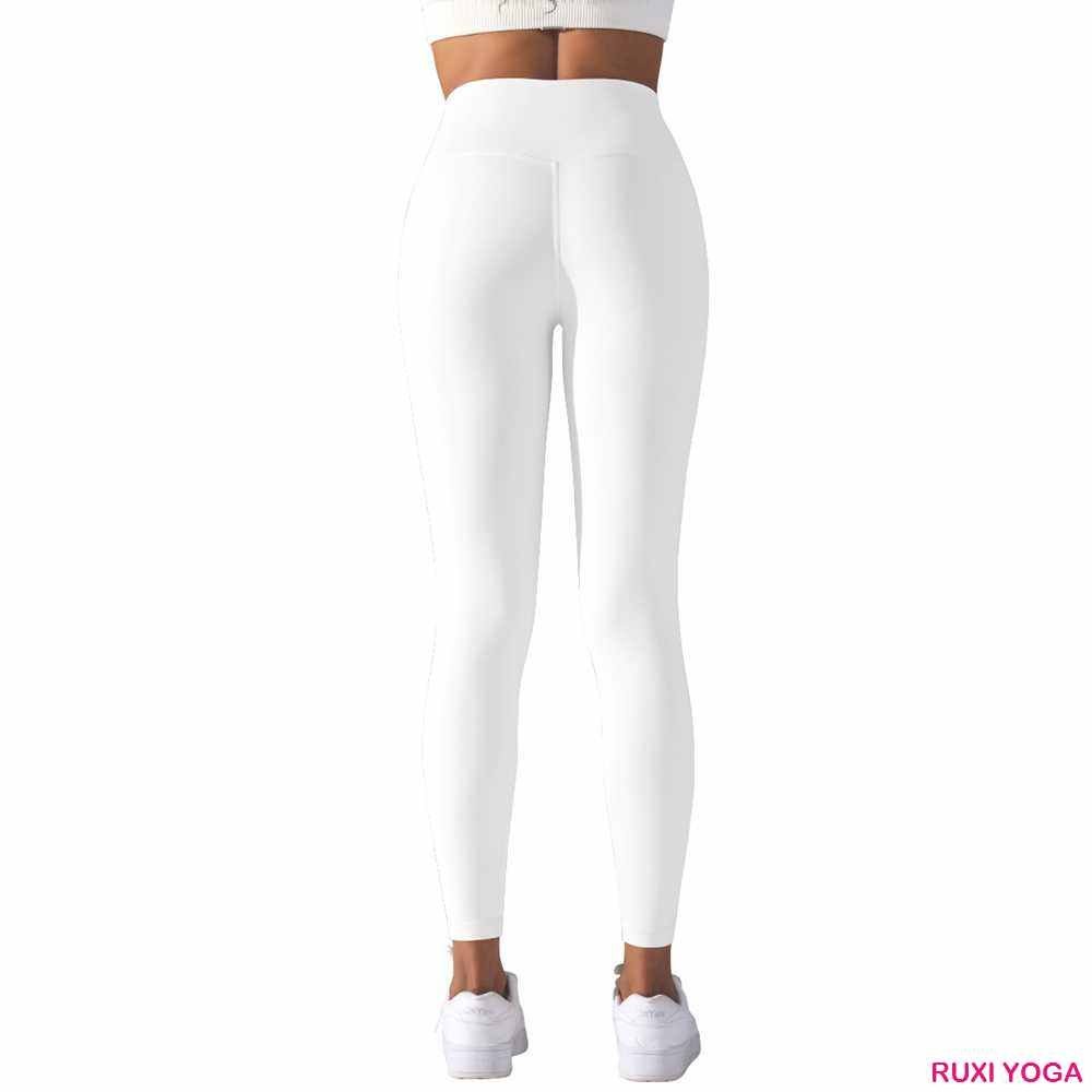 самые горячие шорты для йоги