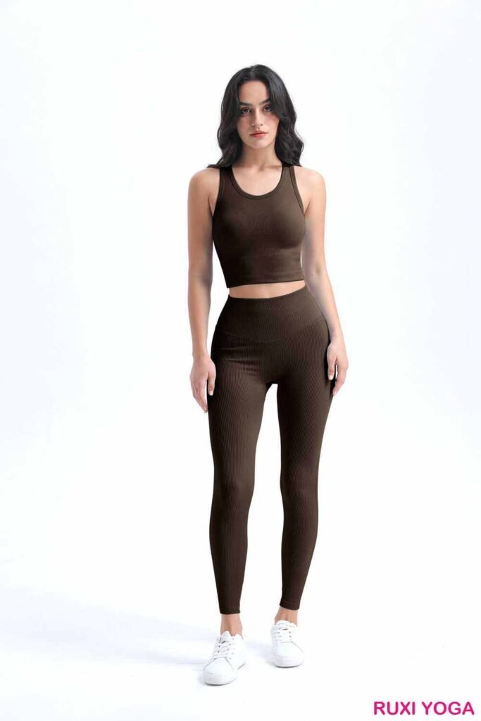 бархатные гимнастические шорты